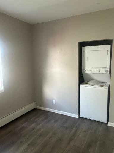 Apt 1 Laundry