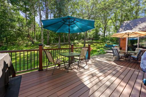 Deck Dining