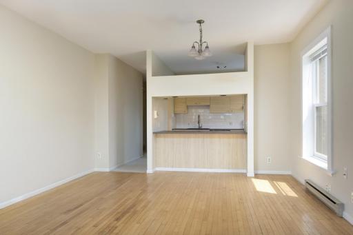 2421 Emerson Avenue S, 107, Minneapolis, MN 55405
