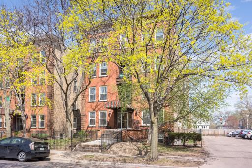 2421 Emerson Avenue S, 107, Minneapolis, MN 55405