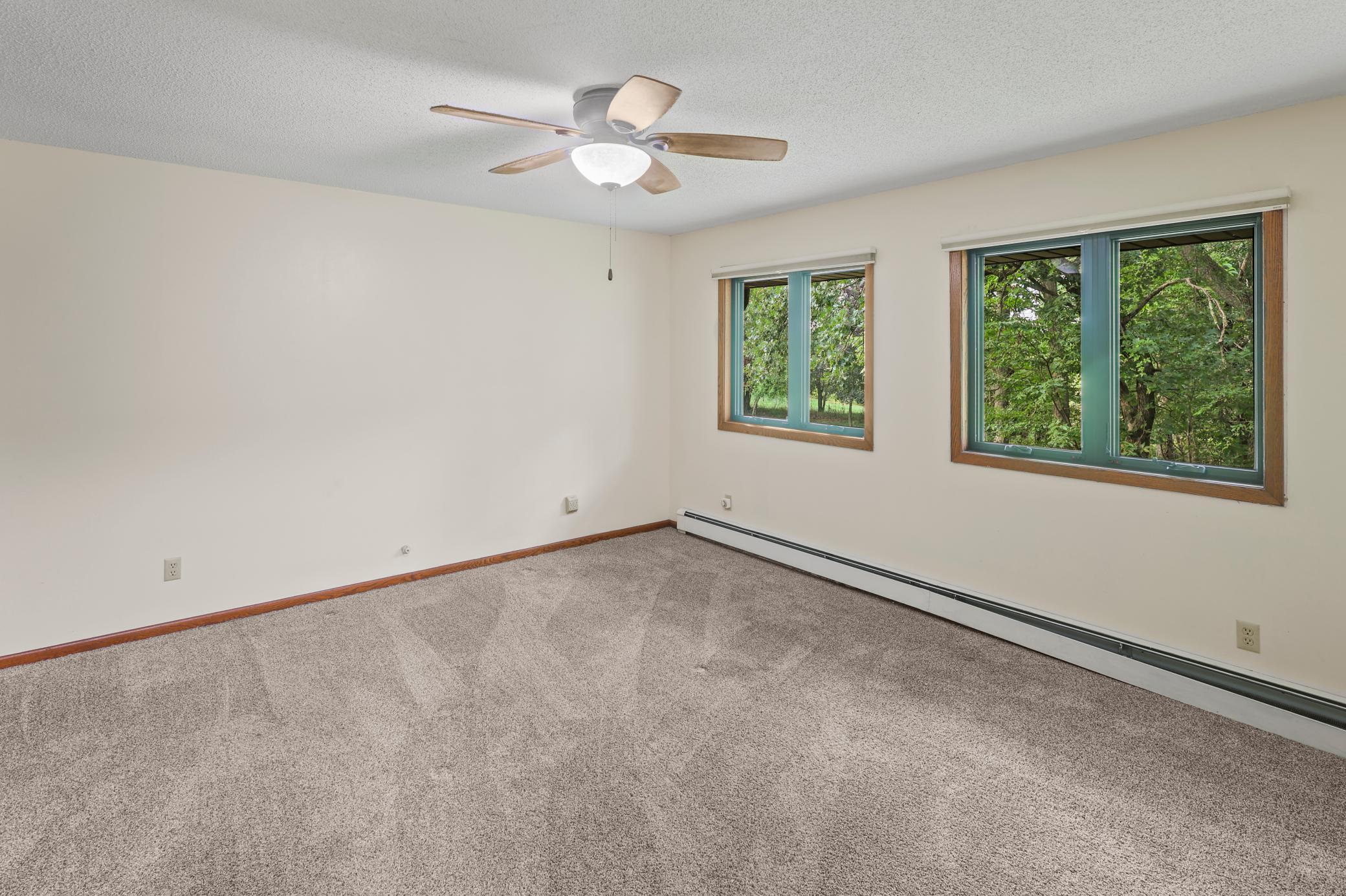 14x17 main level bedroom