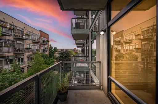 720 4th Street N, 310, Minneapolis, MN 55401