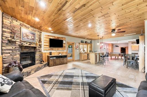17535 Schurman Lane, Lake Park, MN 56554