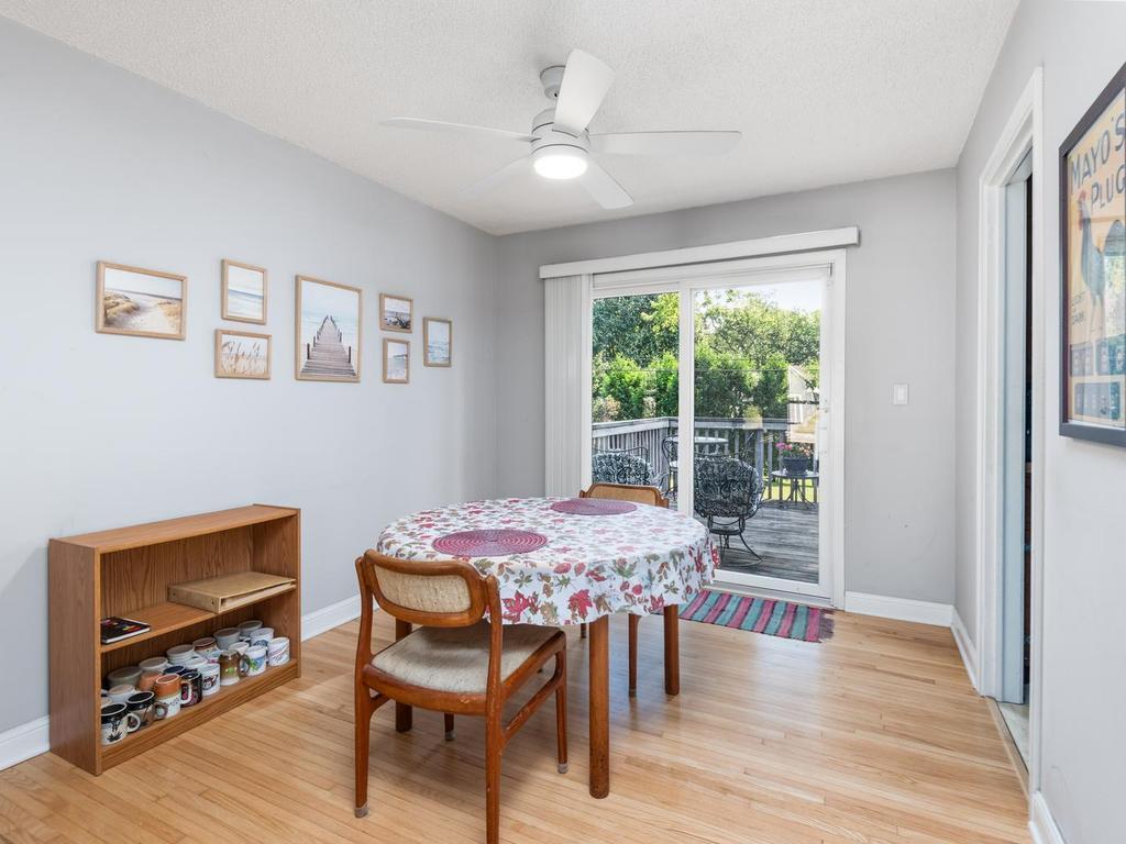 dining room.jpg
