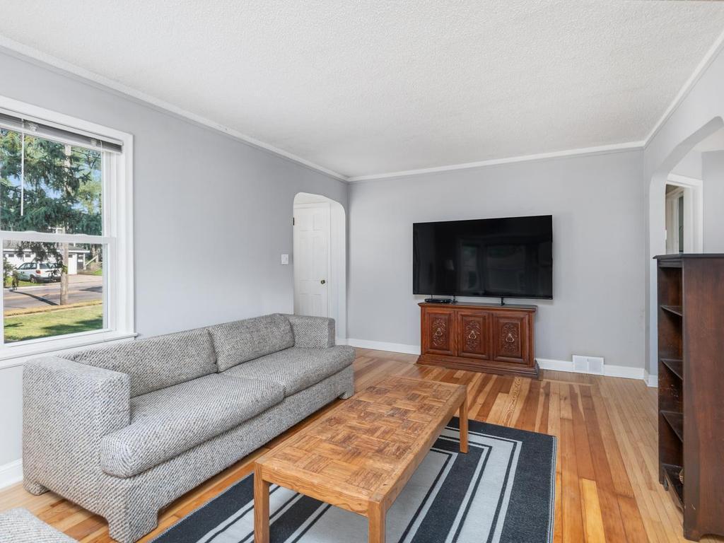 beautiful hardwood floors.jpg
