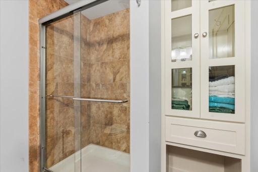 Lower Level 3/4 Bath
