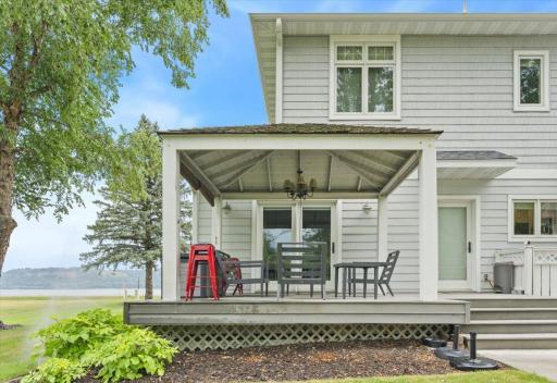 Main Level Back Deck