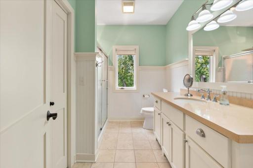Upper Level 3/4 Bath