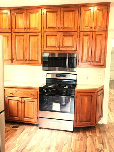 120 Park Avenue W, Renville, MN 56284