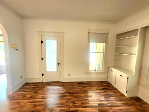 120 Park Avenue W, Renville, MN 56284