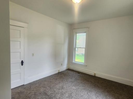 120 Park Avenue W, Renville, MN 56284