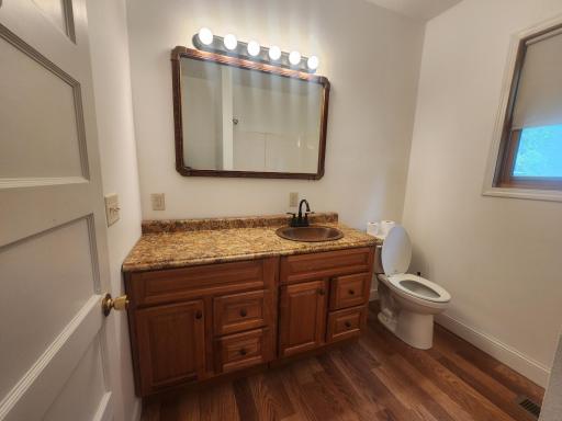 120 Park Avenue W, Renville, MN 56284