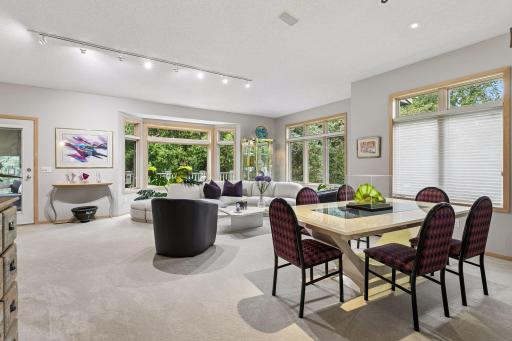 8950 Hilloway Road, Eden Prairie, MN 55347
