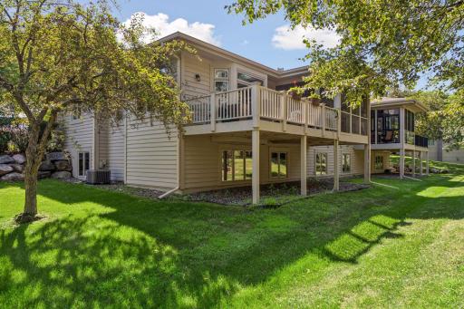 8950 Hilloway Road, Eden Prairie, MN 55347