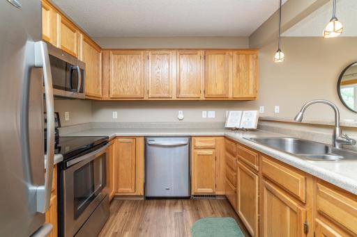 6822 Benton Circle, 37, Inver Grove Heights, MN 55076
