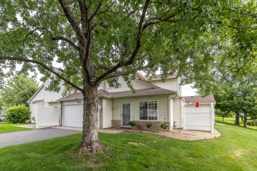 6822 Benton Circle, 37, Inver Grove Heights, MN 55076