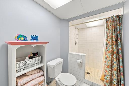 LOWER 3/4 BATH