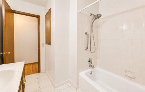 200 Rice Creek Boulevard NE, Minneapolis, MN 55432
