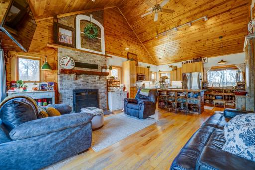 PANA3093_4_5_6_7_8_9Interior01 (1) - Copy.jpg