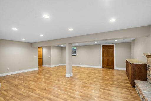 25-web-or-mls-18510-25th-ave-n.jpg