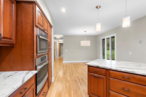 10-web-or-mls-18510-25th-ave-n.jpg