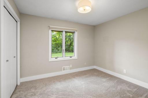 22-web-or-mls-18510-25th-ave-n.jpg