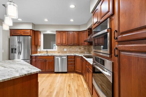 8-web-or-mls-18510-25th-ave-n.jpg