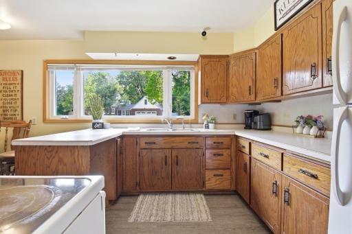 Kitchen Common area on Main level.jpg