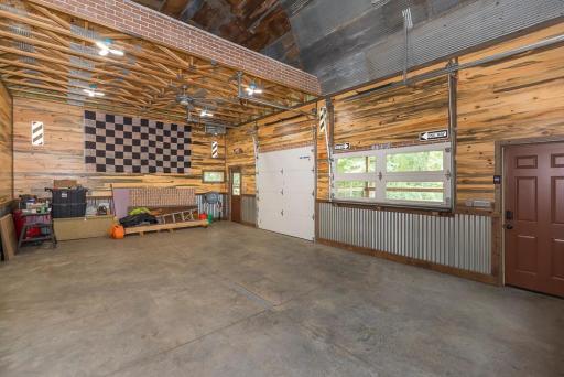 Detached garage