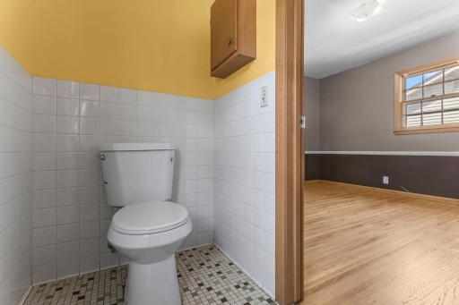 35-web-or-mls-4809 Winnetka Ave N-160.jpg