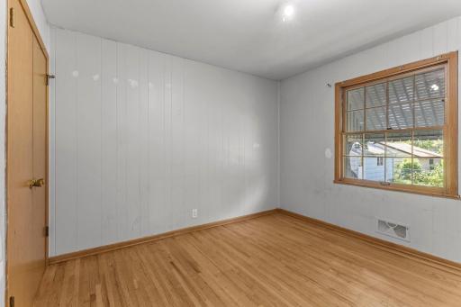 37-web-or-mls-4809 Winnetka Ave N-130.jpg
