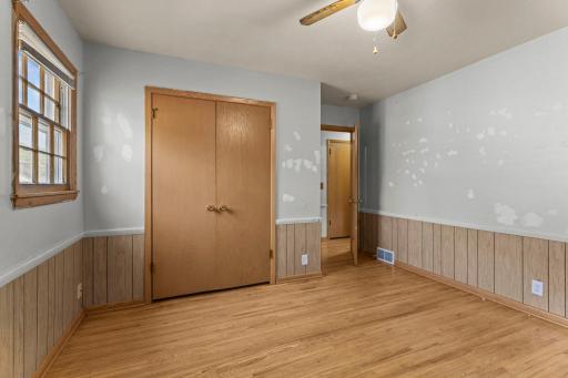 40-web-or-mls-4809 Winnetka Ave N-144.jpg