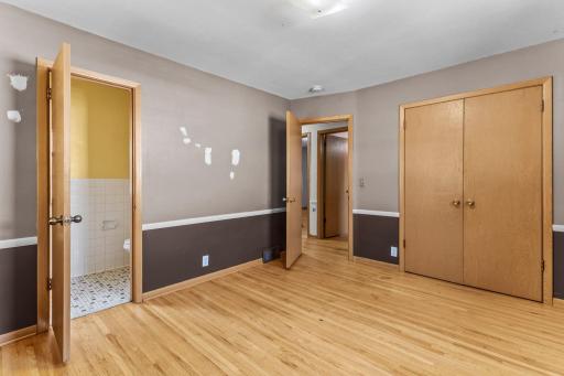34-web-or-mls-4809 Winnetka Ave N-155.jpg
