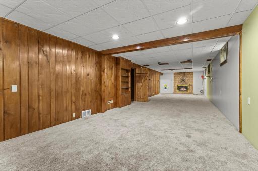 45-web-or-mls-4809 Winnetka Ave N-179.jpg