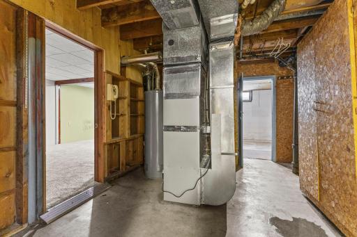 47-web-or-mls-4809 Winnetka Ave N-189.jpg