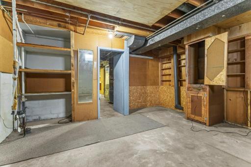 48-web-or-mls-4809 Winnetka Ave N-194.jpg
