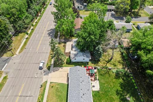 87-web-or-mls-4809 Winnetka Ave N-394.jpg