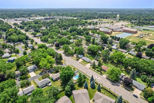 101-web-or-mls-4809 Winnetka Ave N-307.jpg