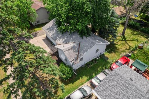68-web-or-mls-4809 Winnetka Ave N-415.jpg