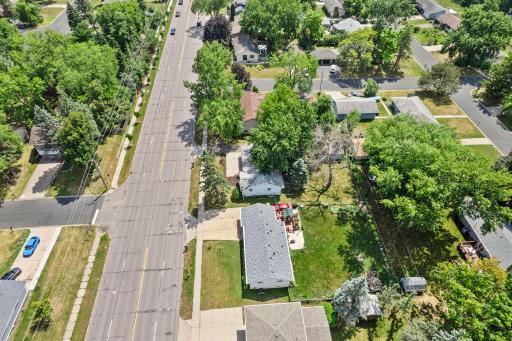 83-web-or-mls-4809 Winnetka Ave N-370.jpg