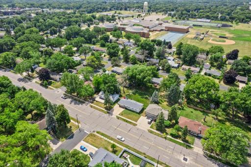81-web-or-mls-4809 Winnetka Ave N-355.jpg