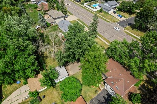 72-web-or-mls-4809 Winnetka Ave N-403.jpg