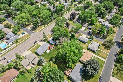 76-web-or-mls-4809 Winnetka Ave N-325.jpg