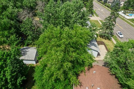 69-web-or-mls-4809 Winnetka Ave N-409.jpg