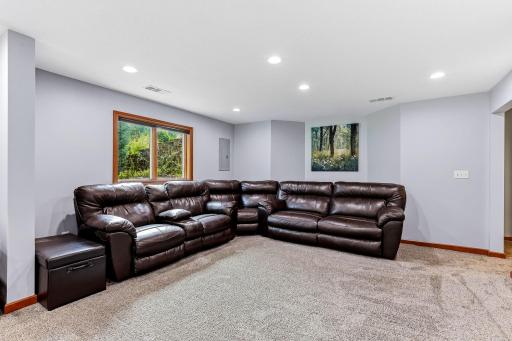 3045 153rd Avenue NW, Andover, MN 55304