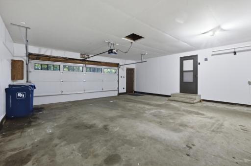 123 8th Avenue SE, Saint Joseph, MN 56374