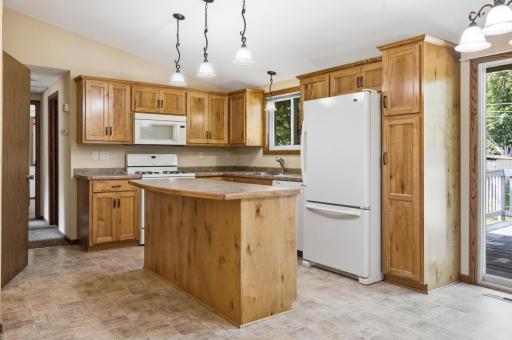 123 8th Avenue SE, Saint Joseph, MN 56374