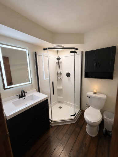 Primary 3/4 Bathroom