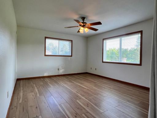 Oversize Primary Bedroom