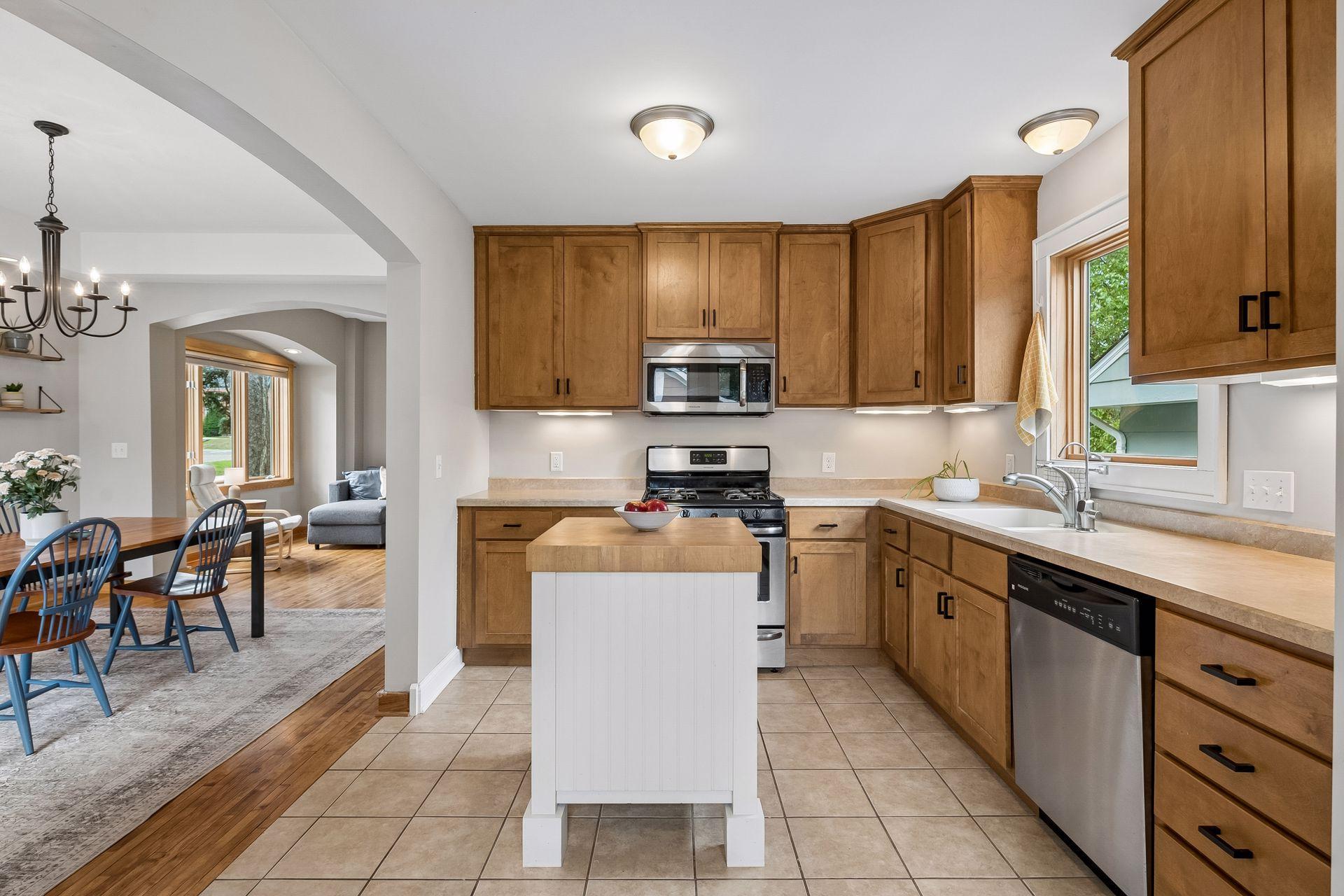 Stainless steel kitchen appliances